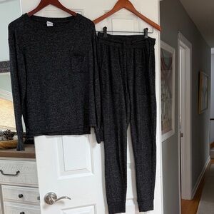 Stars Above Charcoal Lounge Set